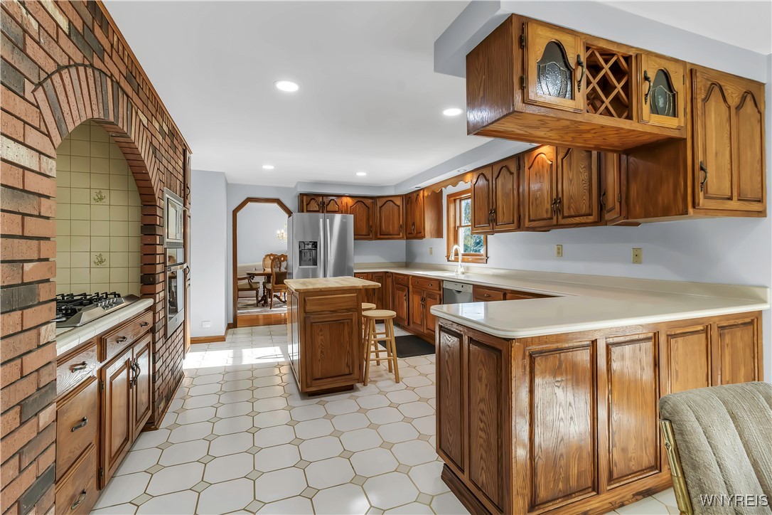 3379 Baker Road, Orchard Park, New York image 16