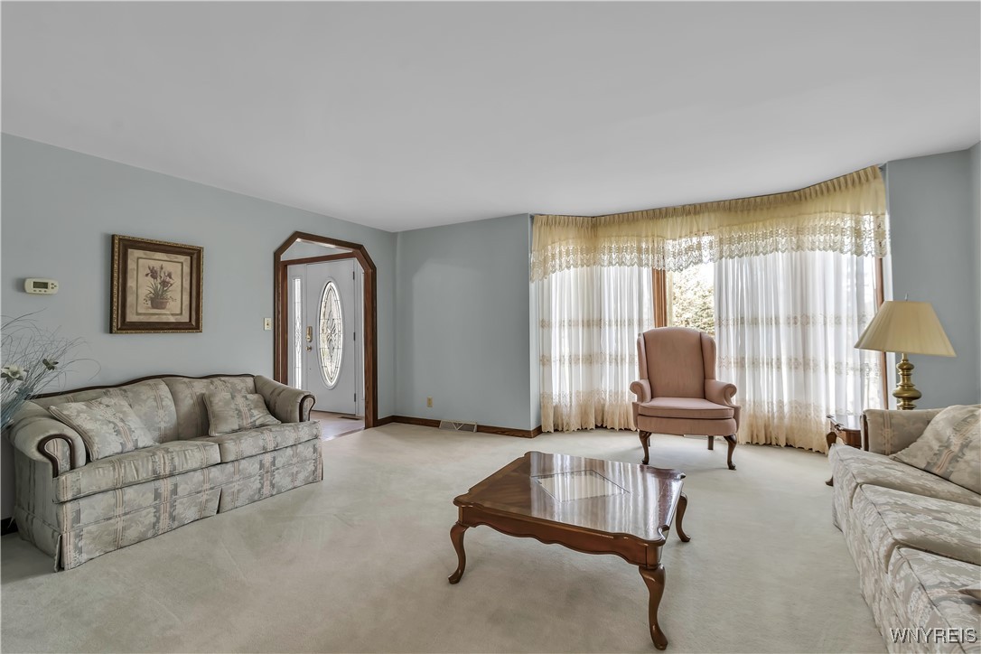 3379 Baker Road, Orchard Park, New York image 11
