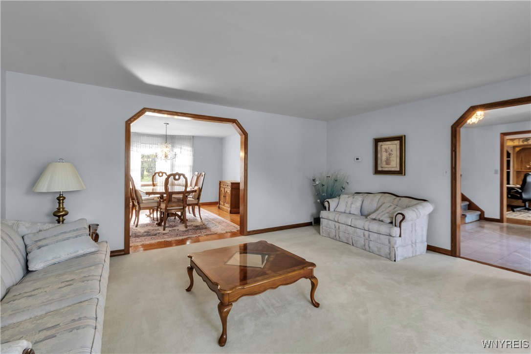 3379 Baker Road, Orchard Park, New York image 10