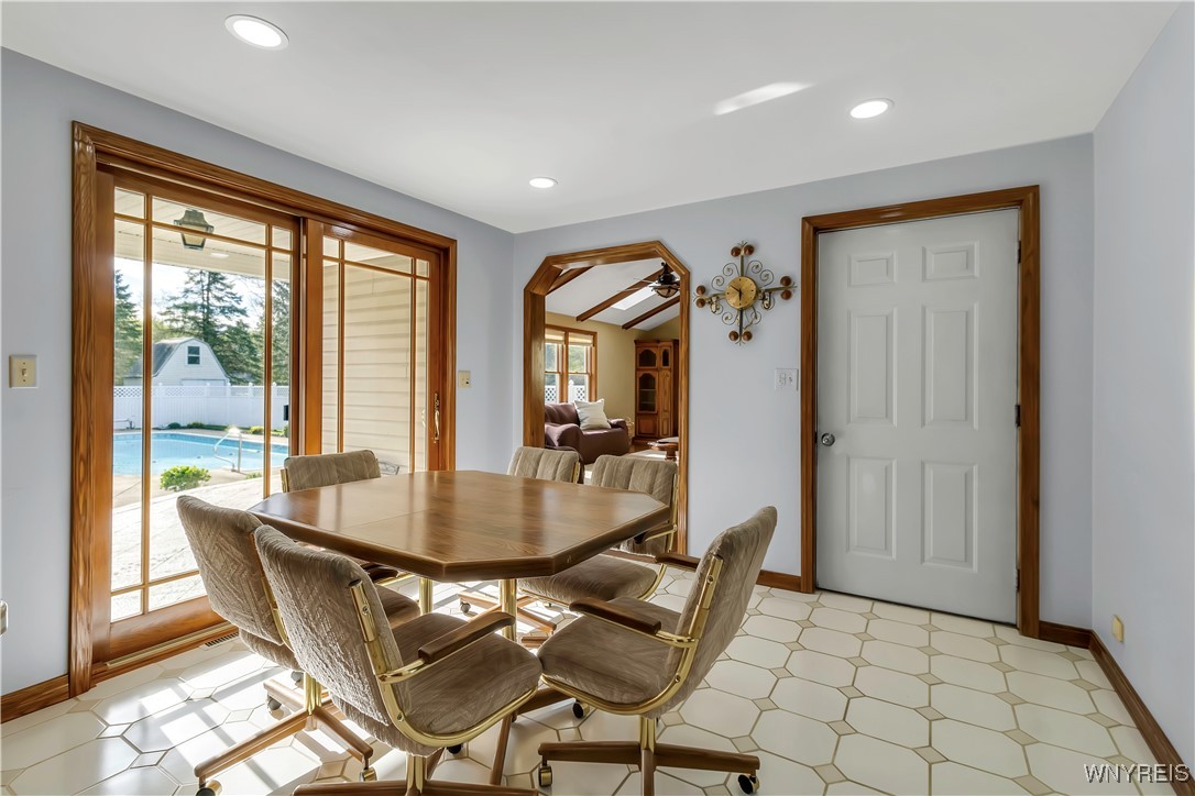 3379 Baker Road, Orchard Park, New York image 19