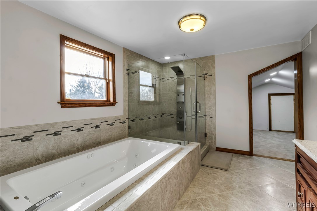 3379 Baker Road, Orchard Park, New York image 38