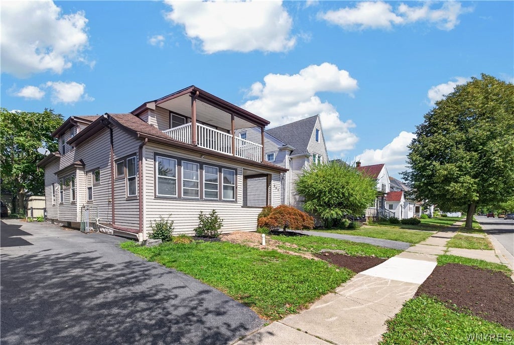Photo of 250 Euclid Avenue, Tonawanda, NY 14217 (MLS # B1709288)