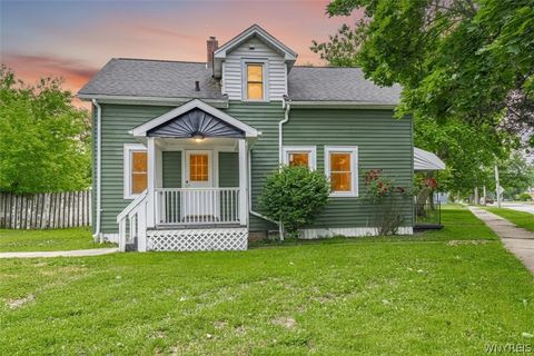 Homes For Sale - 1201 Payne Avenue<br/> North Tonawanda, NY 14120