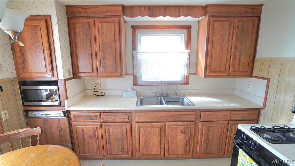 157 Dundee Street, Buffalo, New York image 15