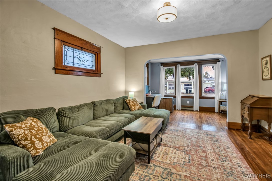 Lancaster, New York 14043, United States, 4 Bedrooms Bedrooms, ,1 BathroomBathrooms,Residential,Active,225156