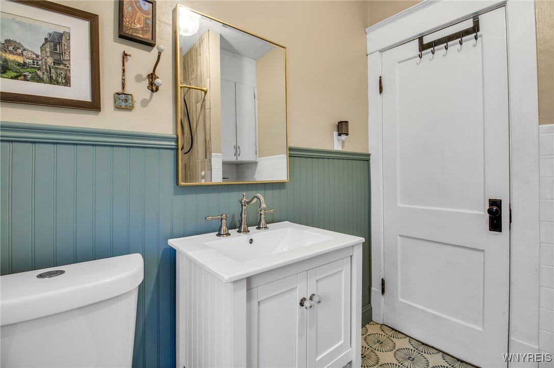 Lancaster, New York 14043, United States, 4 Bedrooms Bedrooms, ,1 BathroomBathrooms,Residential,Active,225156