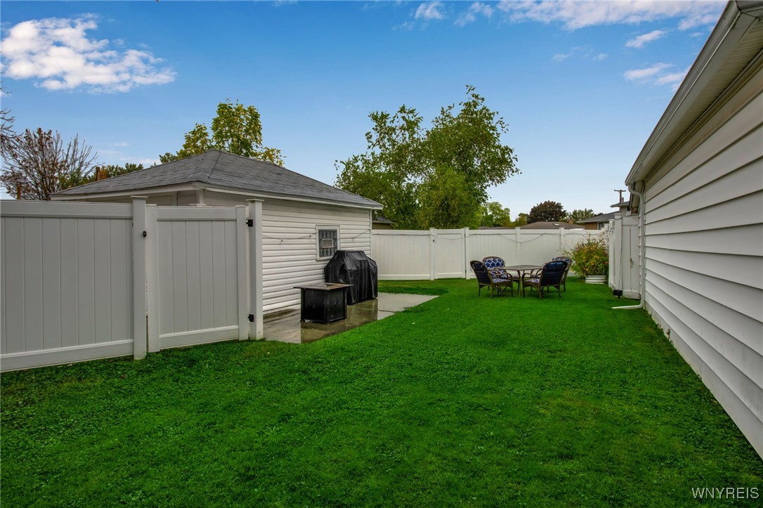 Lancaster, New York 14043, United States, 4 Bedrooms Bedrooms, ,1 BathroomBathrooms,Residential,Active,225156