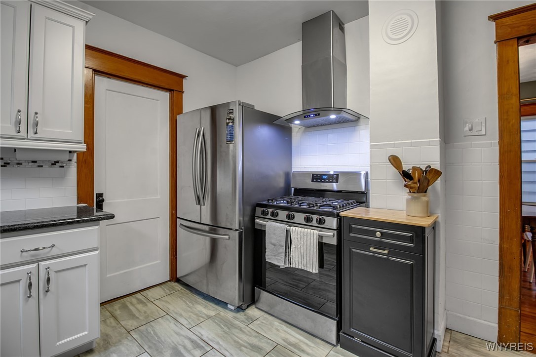 Lancaster, New York 14043, United States, 4 Bedrooms Bedrooms, ,1 BathroomBathrooms,Residential,Active,225156