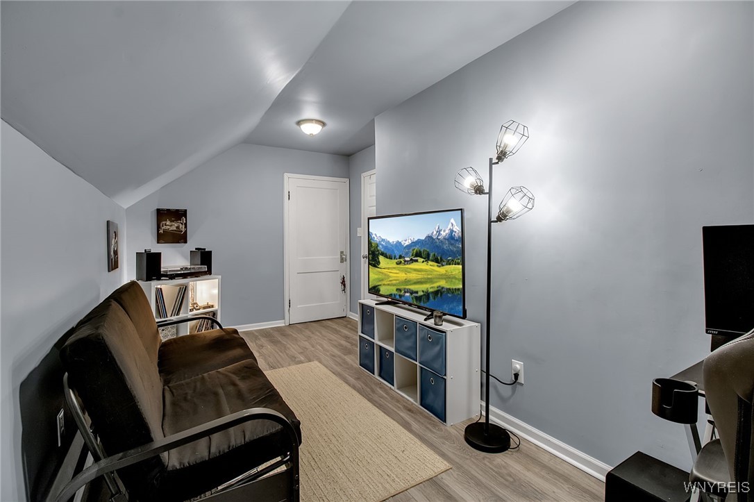 Lancaster, New York 14043, United States, 4 Bedrooms Bedrooms, ,1 BathroomBathrooms,Residential,Active,225156