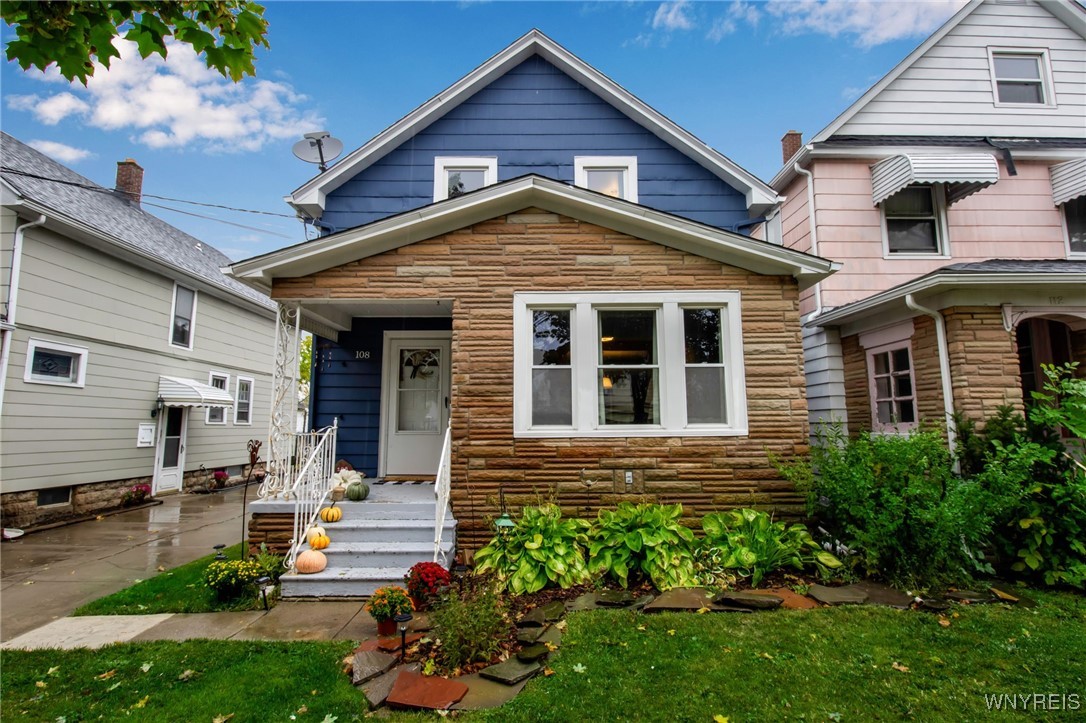 Lancaster, New York 14043, United States, 4 Bedrooms Bedrooms, ,1 BathroomBathrooms,Residential,Active,225156