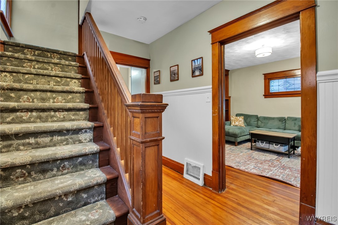 Lancaster, New York 14043, United States, 4 Bedrooms Bedrooms, ,1 BathroomBathrooms,Residential,Active,225156