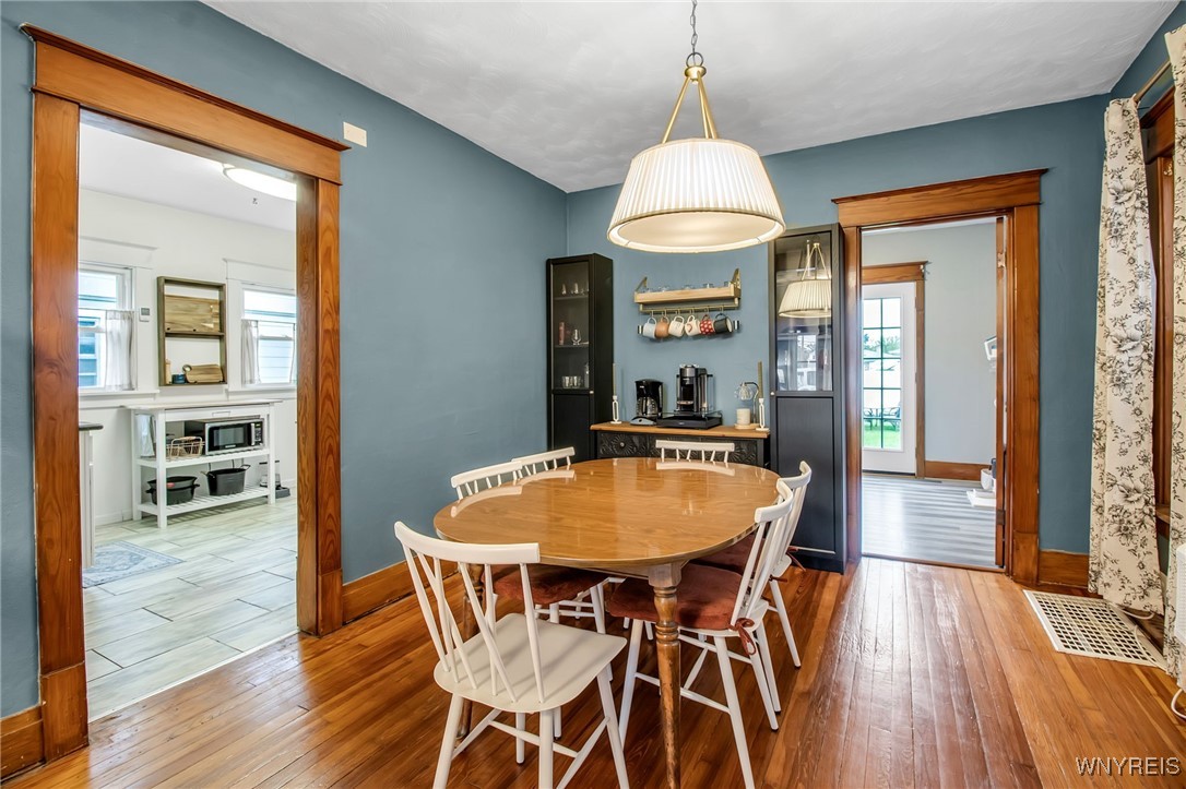 Lancaster, New York 14043, United States, 4 Bedrooms Bedrooms, ,1 BathroomBathrooms,Residential,Active,225156