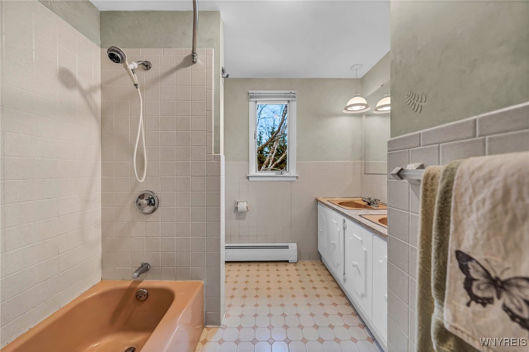 4463 Crestridge Drive, Hamburg, New York image 24