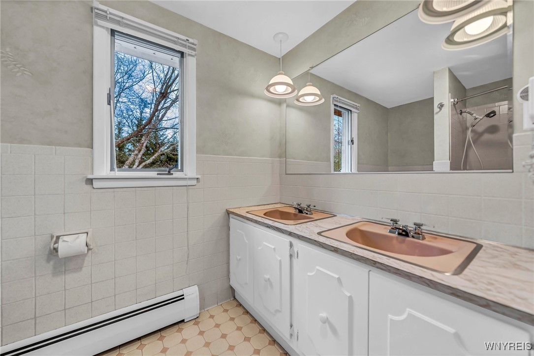 4463 Crestridge Drive, Hamburg, New York image 23