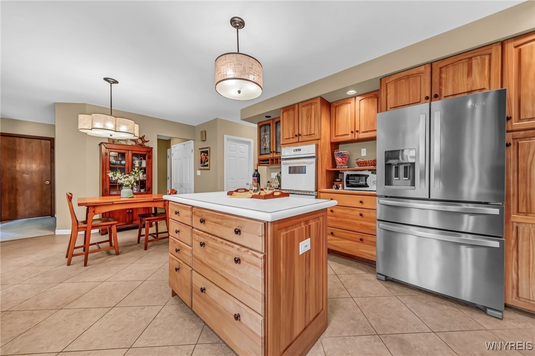 4463 Crestridge Drive, Hamburg, New York image 12