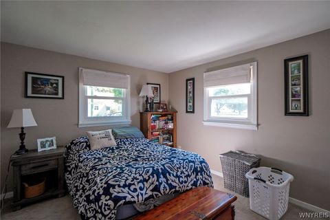 Tiny photo for 25 Mafalda Drive, Cheektowaga, NY 14215 (MLS # B1684814)