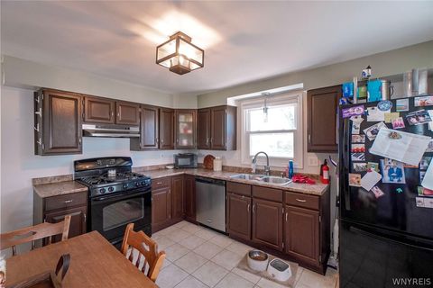 Tiny photo for 25 Mafalda Drive, Cheektowaga, NY 14215 (MLS # B1684814)