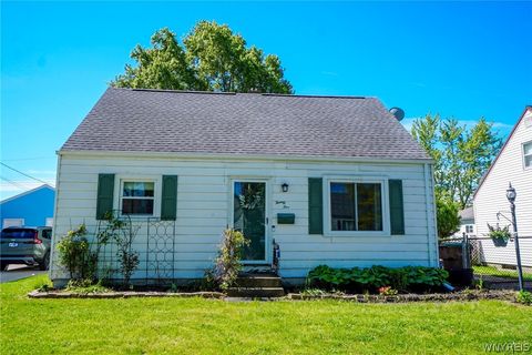 Tiny photo for 25 Mafalda Drive, Cheektowaga, NY 14215 (MLS # B1684814)
