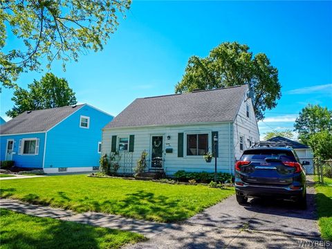 Tiny photo for 25 Mafalda Drive, Cheektowaga, NY 14215 (MLS # B1684814)