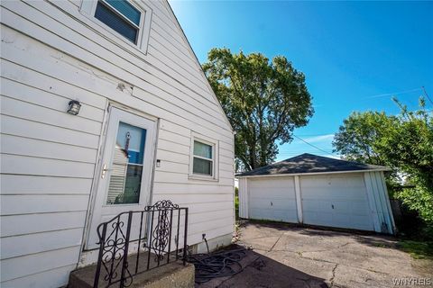 Tiny photo for 25 Mafalda Drive, Cheektowaga, NY 14215 (MLS # B1684814)