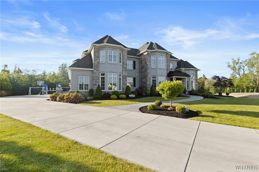 5558 Herons Glen