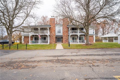 Photo of 1115 Youngs Road #H, Amherst, NY 14221 (MLS # B1650947)