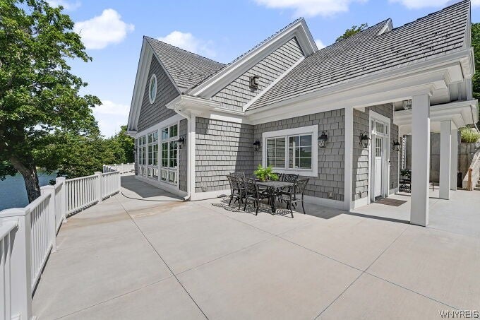 62 E Lake Road