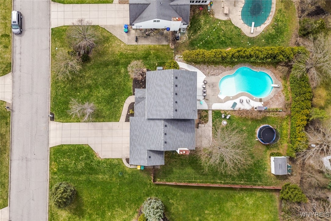 6176 Blossom Court, Clarence, New York image 17