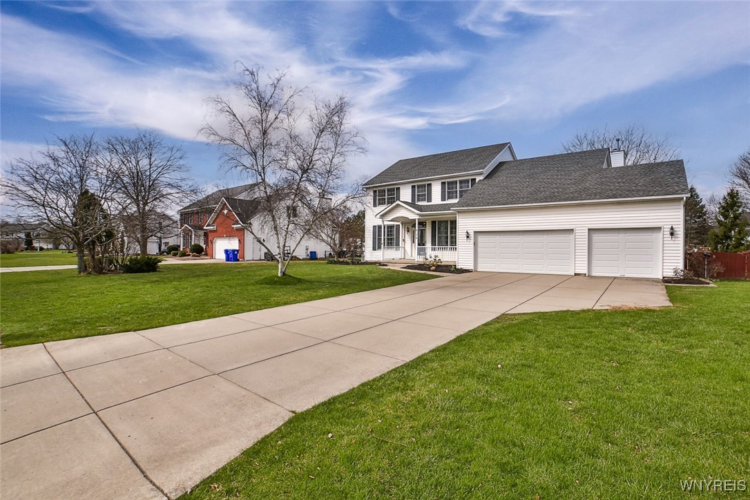 6176 Blossom Court, Clarence, New York image 4