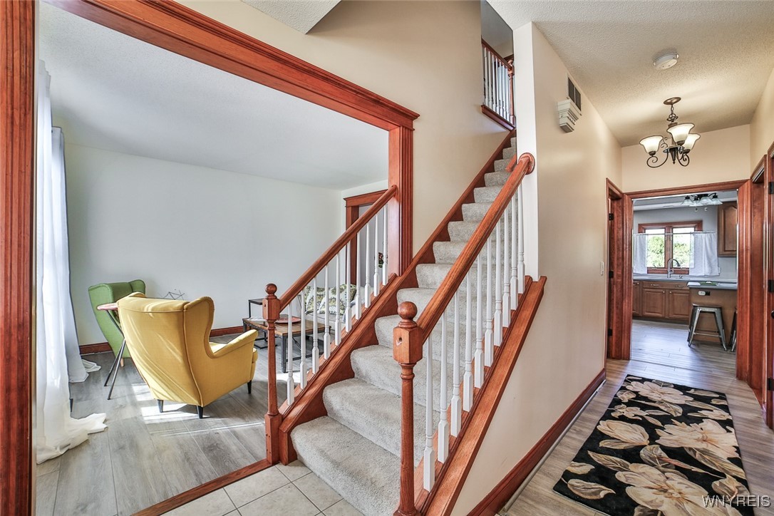 6176 Blossom Court, Clarence, New York image 18