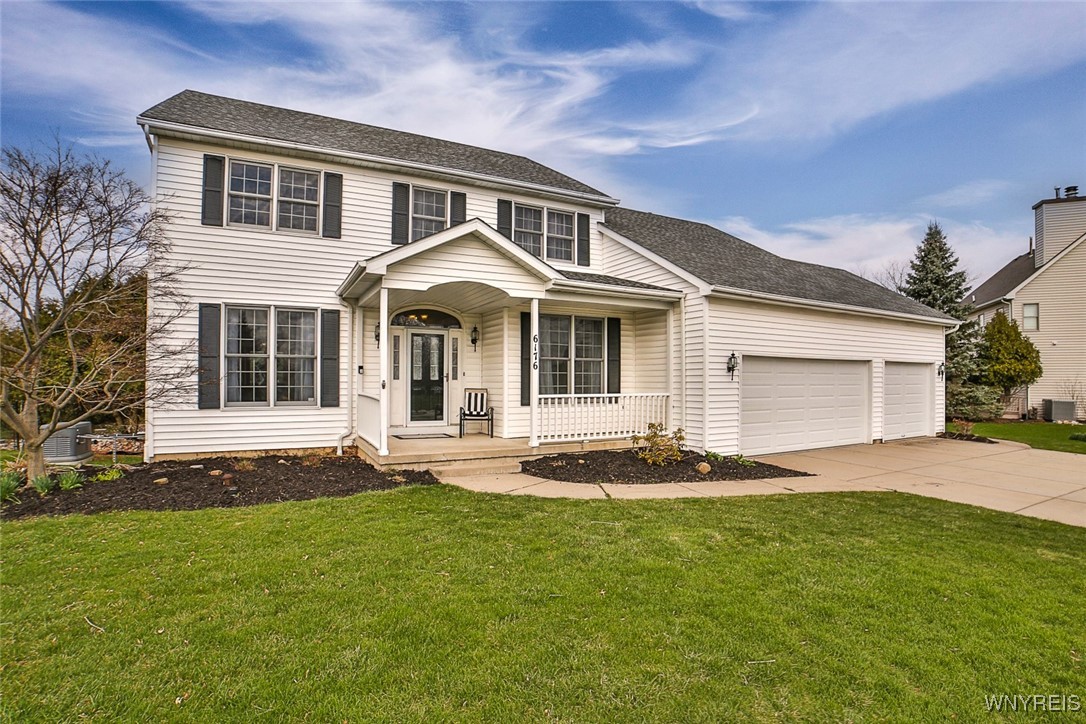 6176 Blossom Court, Clarence, New York image 2