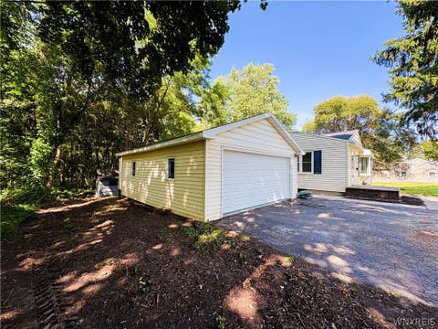 Tiny photo for 3059 Broadway Street, Oakfield, NY 14125 (MLS # B1700278)
