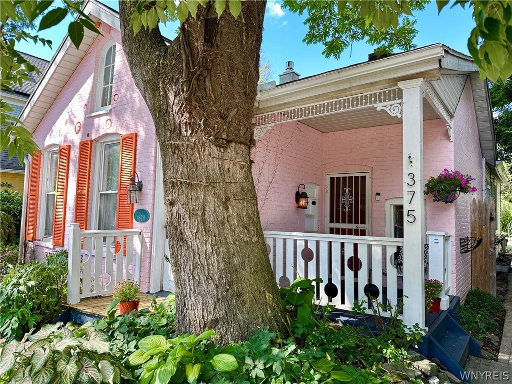 375 Summer Street