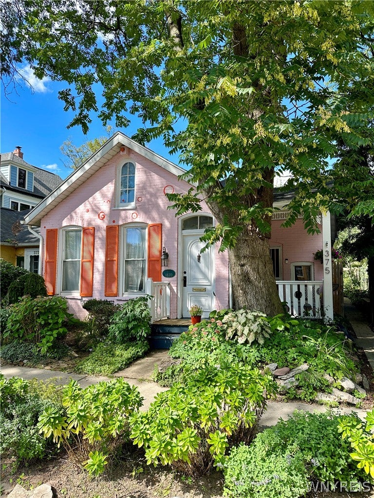 375 Summer Street