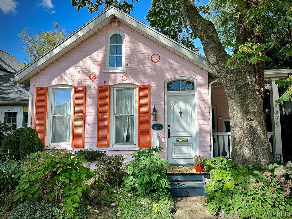 375 Summer Street