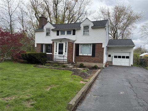 Photo of 241 Kings Highway, Amherst, NY 14226 (MLS # B1677532)