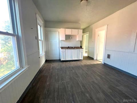 Tiny photo for 39 Frankfort Avenue, Buffalo, NY 14211 (MLS # B1701180)