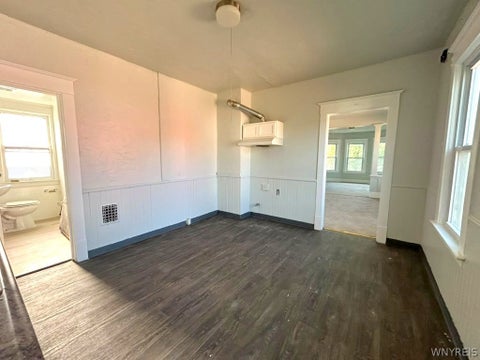 Tiny photo for 39 Frankfort Avenue, Buffalo, NY 14211 (MLS # B1701180)