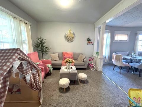 Tiny photo for 39 Frankfort Avenue, Buffalo, NY 14211 (MLS # B1701180)