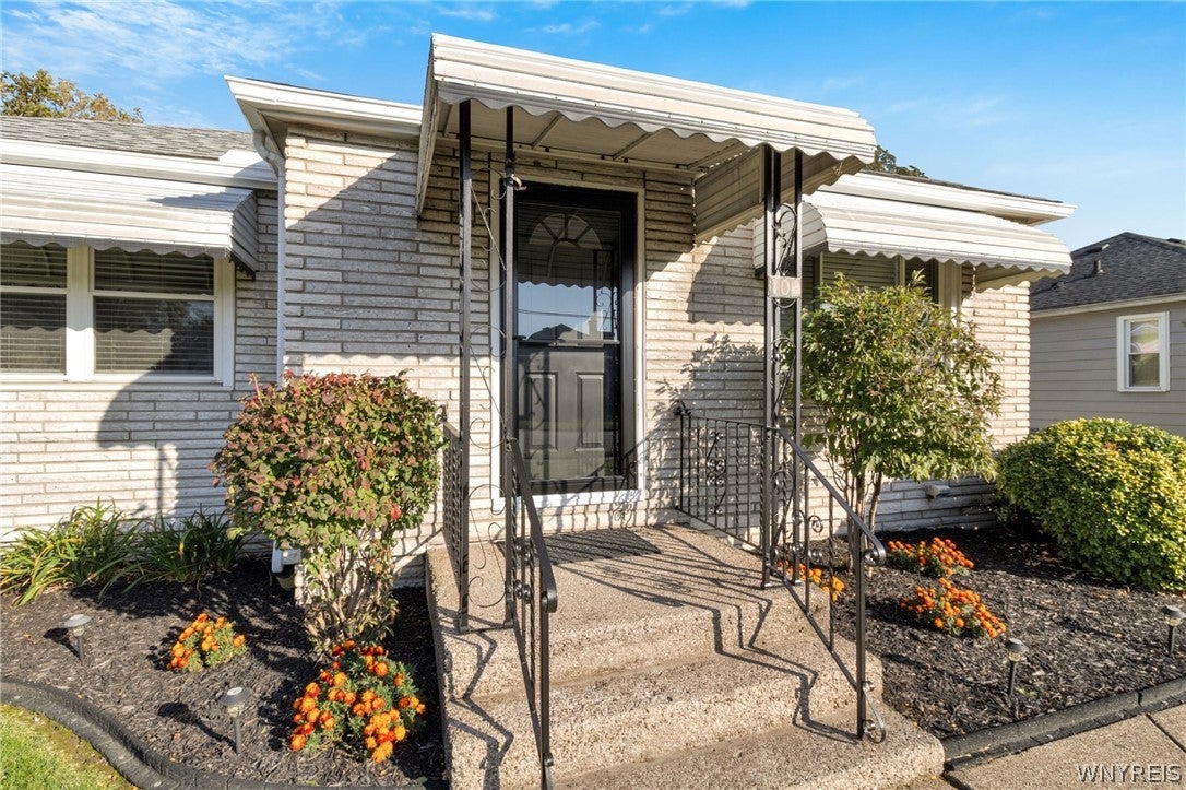 105 Rossler Avenue