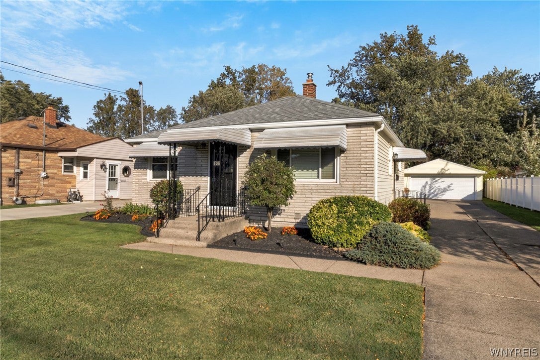 105 Rossler Avenue