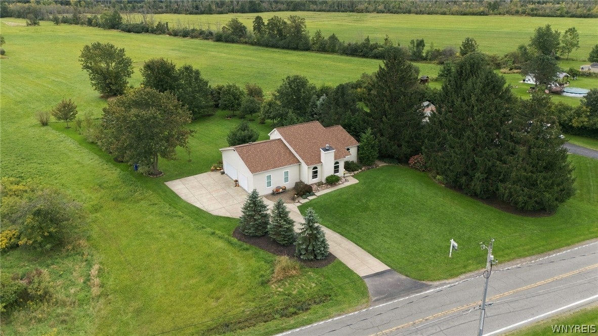 6289 Aiken Road