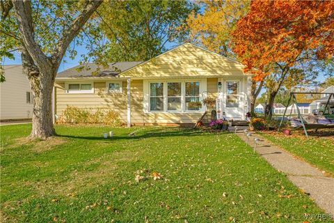 Homes For Sale - 62 Conant Drive<br/> Tonawanda, NY 14223