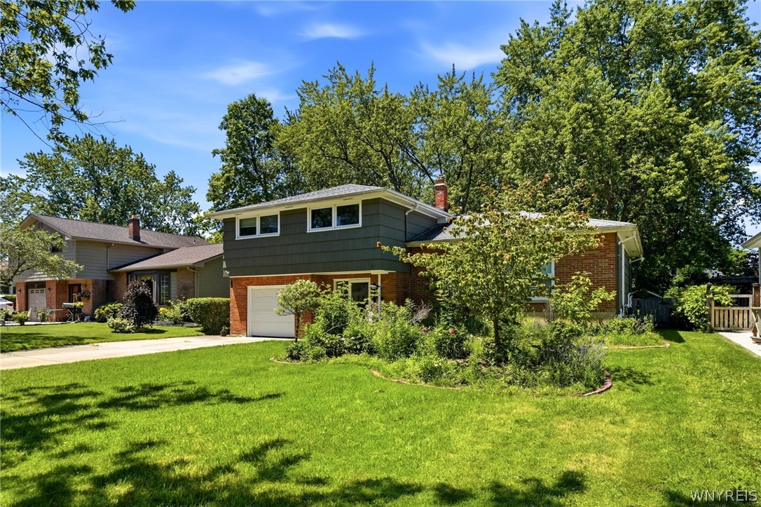 10 Cottonwood Drive