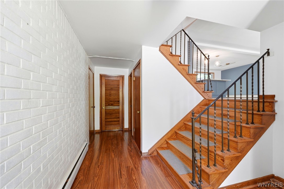 10 Cottonwood Drive