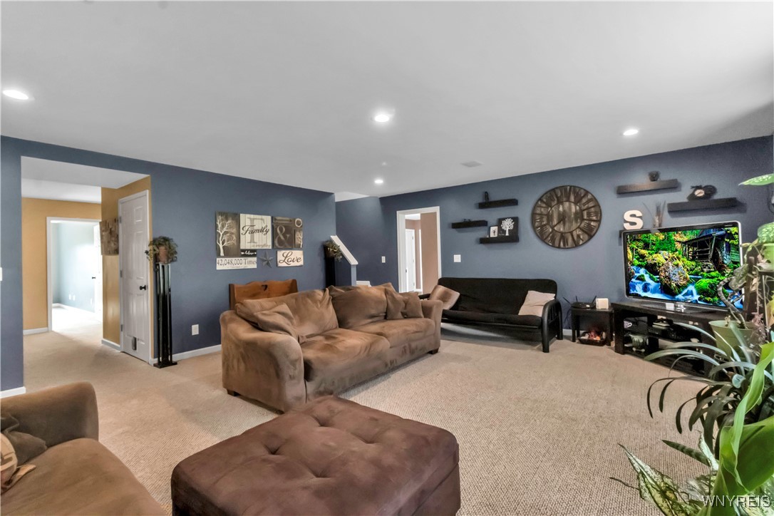 1351 Girdle Road, Elma, New York image 17