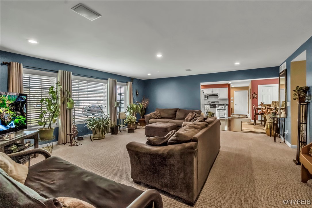 1351 Girdle Road, Elma, New York image 15