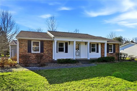 Homes For Sale - 16 Rolling Hills Drive<br/> Orchard Park, NY 14127