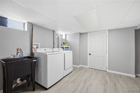 Tiny photo for 1878 Bedell Road, Grand Island, NY 14072 (MLS # B1684787)