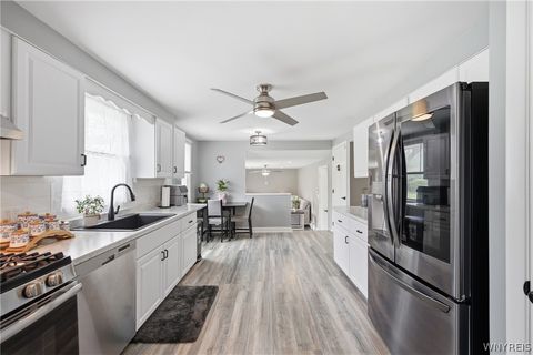 Tiny photo for 1878 Bedell Road, Grand Island, NY 14072 (MLS # B1684787)